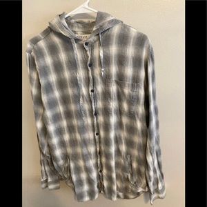 Ezekiel Hooded Lightweight Button up